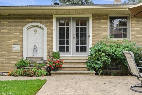 7068 Middlebrook Boulevard Middleburg Heights OH 44130