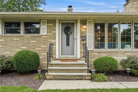 7068 Middlebrook Boulevard Middleburg Heights OH 44130