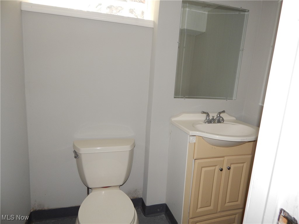 3738 Woodridge Road Cleveland Heights OH 44121