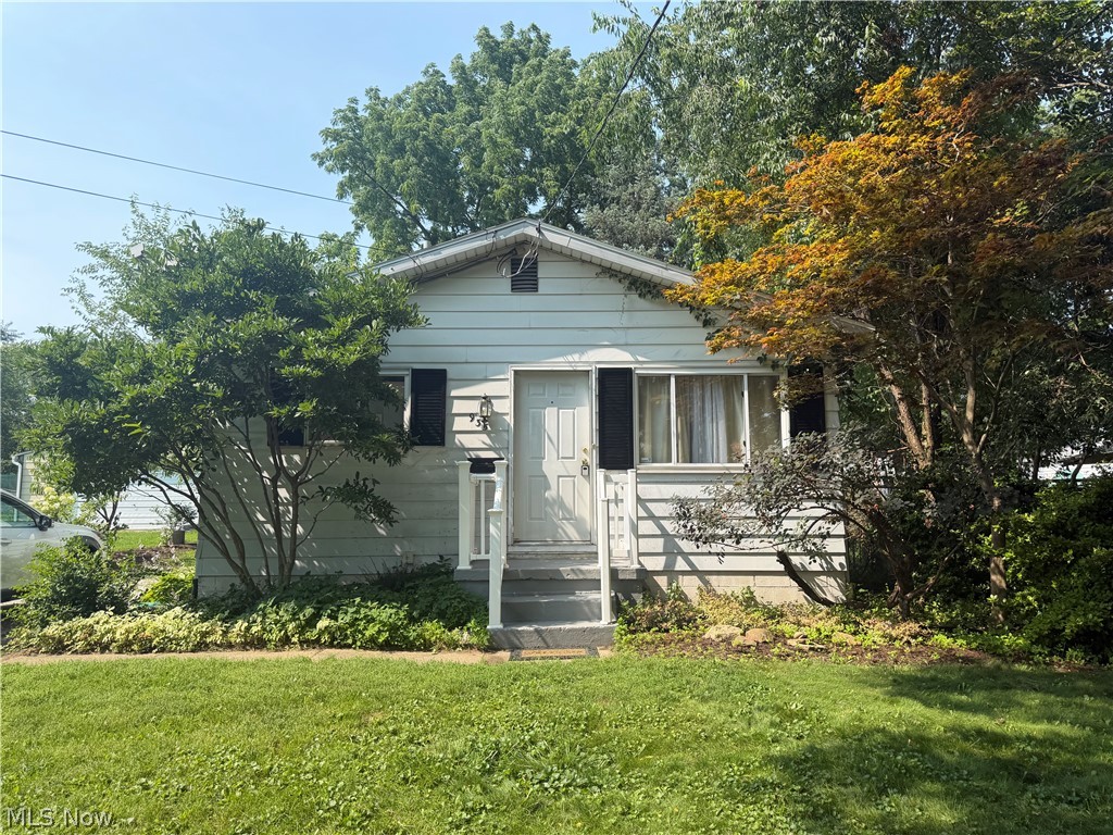 935 Carnegie Avenue Akron OH 44314