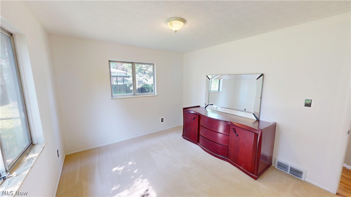 935 Carnegie Avenue Akron OH 44314
