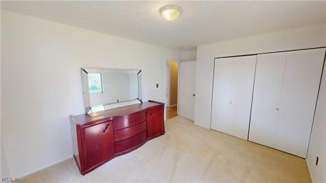 935 Carnegie Avenue Akron OH 44314