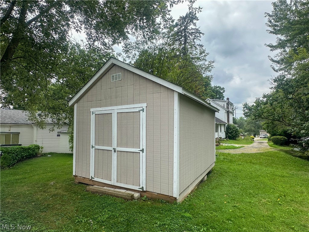 918 Lincoln Avenue Niles OH 44446