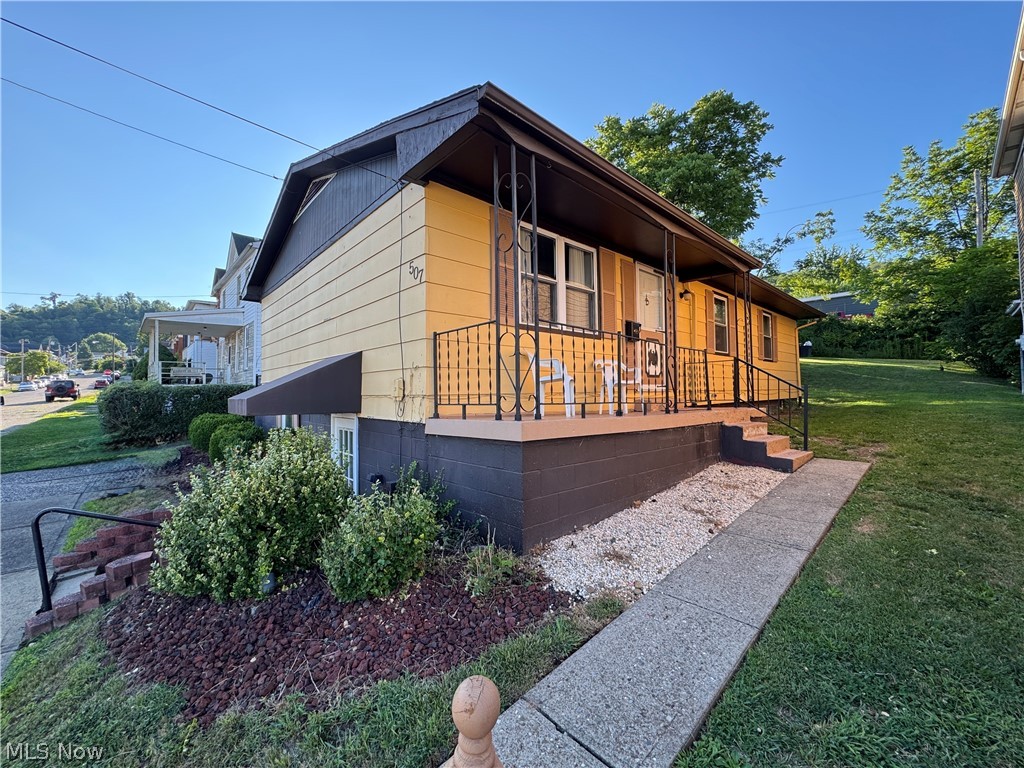 507 W Vine Street Martins Ferry OH 43935