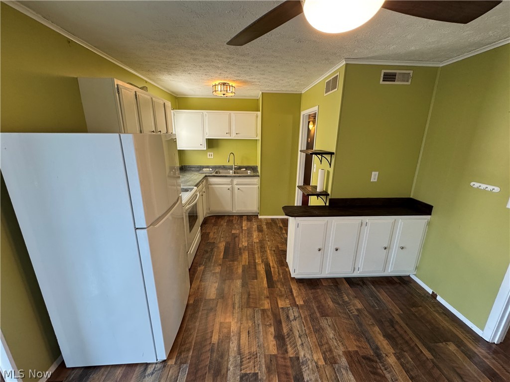 507 W Vine Street Martins Ferry OH 43935