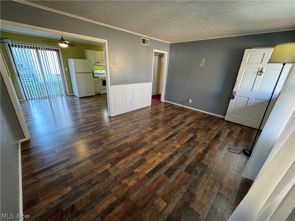 507 W Vine Street Martins Ferry OH 43935