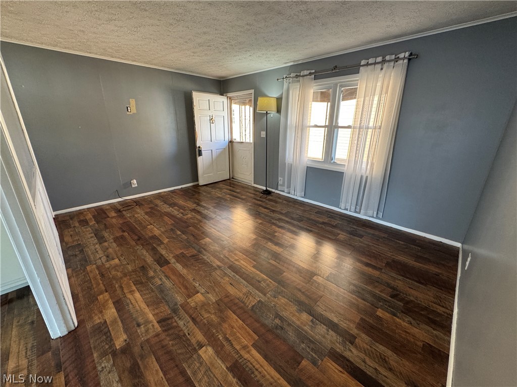 507 W Vine Street Martins Ferry OH 43935