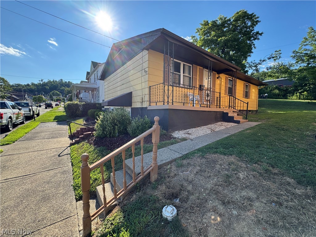 507 W Vine Street Martins Ferry OH 43935