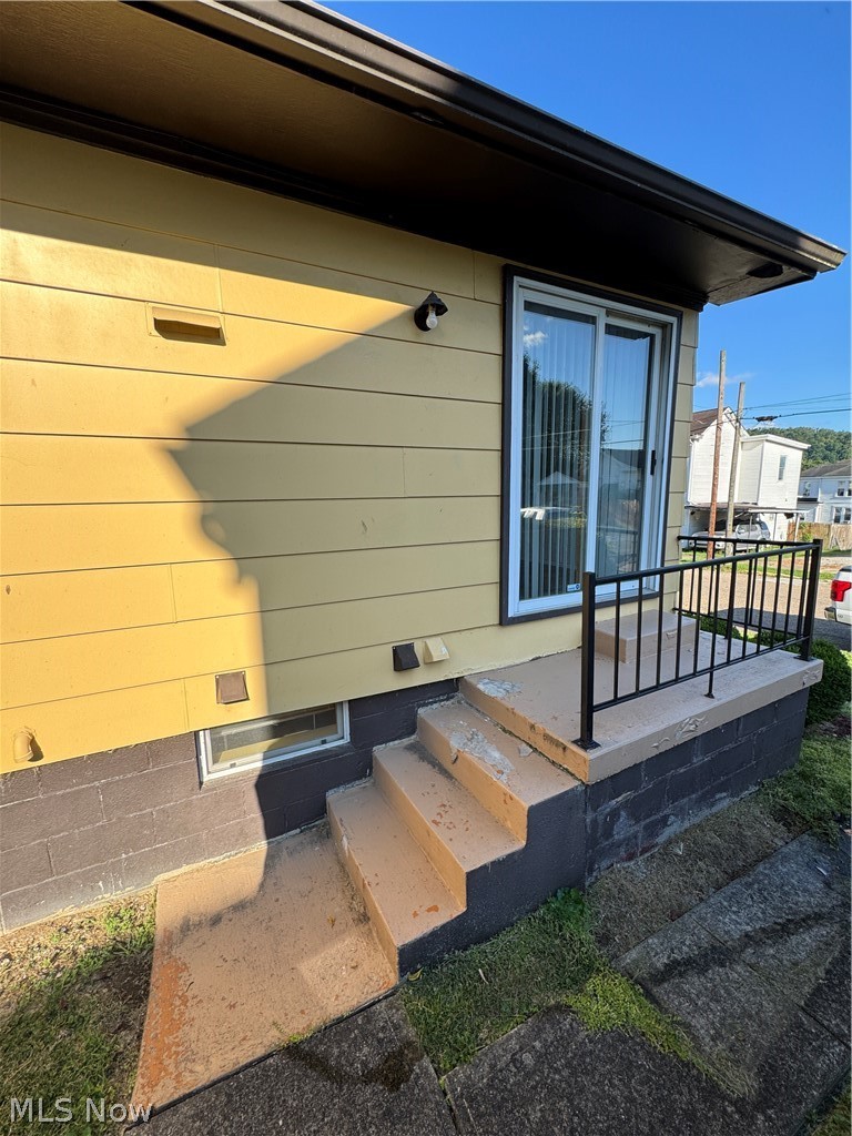 507 W Vine Street Martins Ferry OH 43935