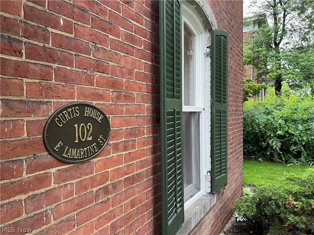 102 E Lamartine Street Mount Vernon OH 43050