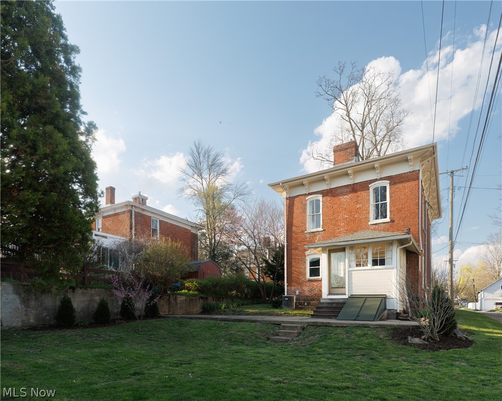 102 E Lamartine Street Mount Vernon OH 43050