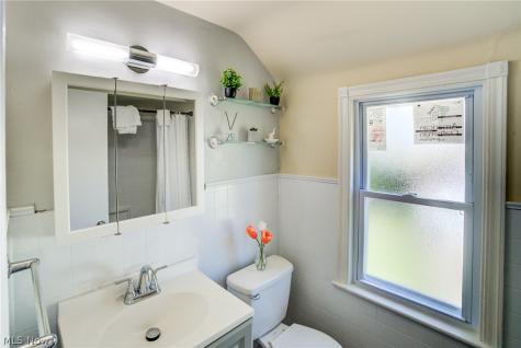 9725 S Highland Avenue Garfield Heights OH 44125