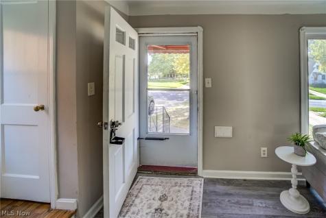 9725 S Highland Avenue Garfield Heights OH 44125