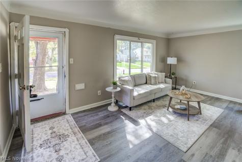 9725 S Highland Avenue Garfield Heights OH 44125