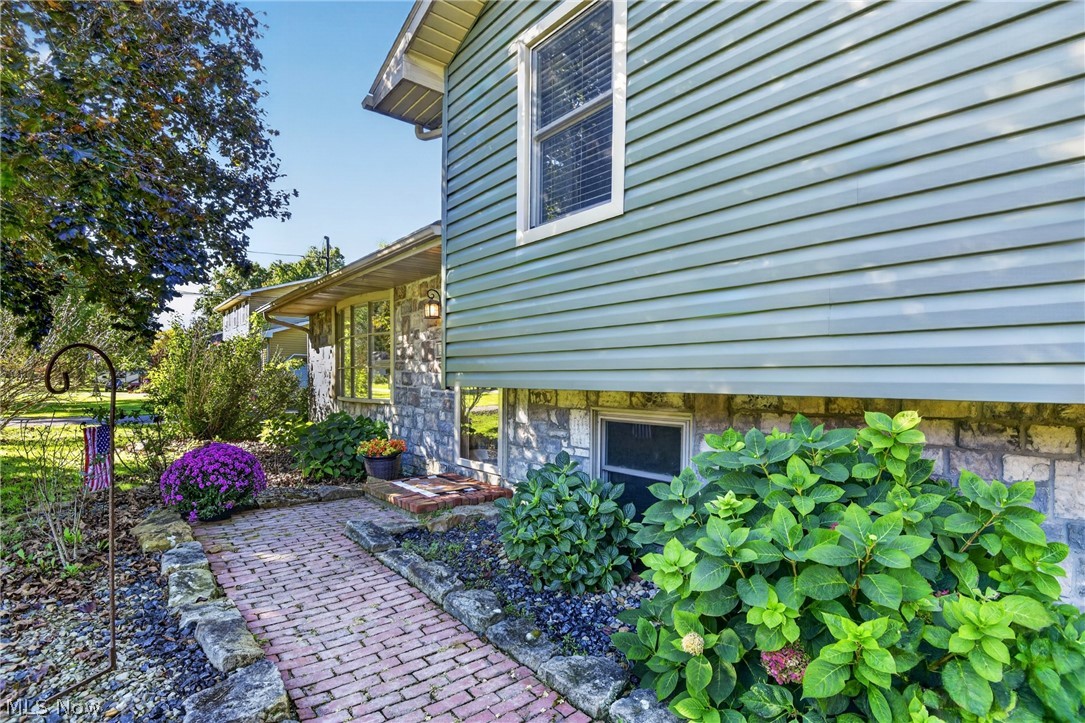 1323 Westview Drive Salem OH 44460