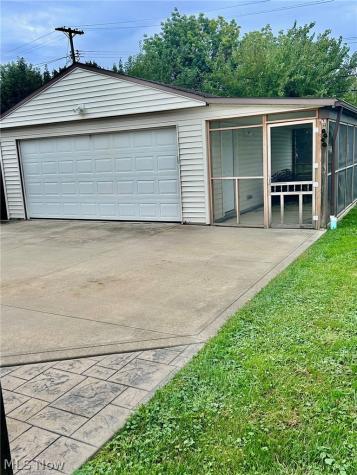 390 E 307th Street Willowick OH 44095