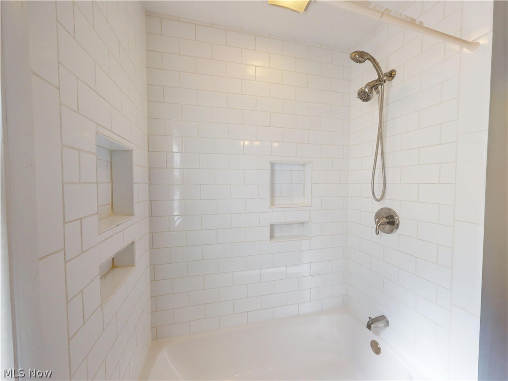 390 E 307th Street Willowick OH 44095