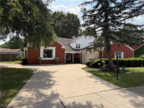 640 Harrison Avenue Akron OH 44314