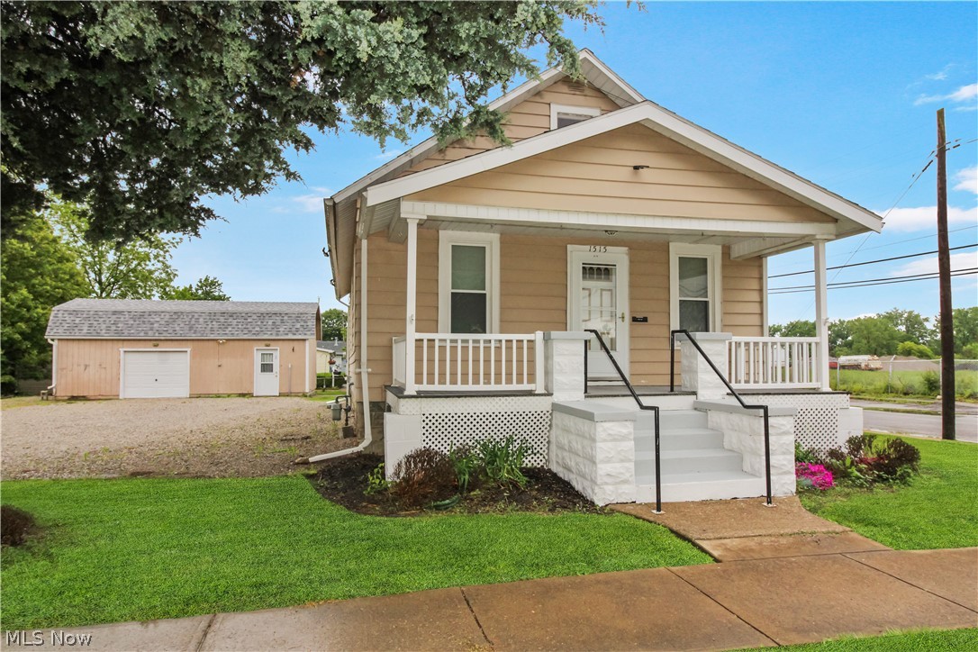 1515 E 3rd Street Port Clinton OH 43452