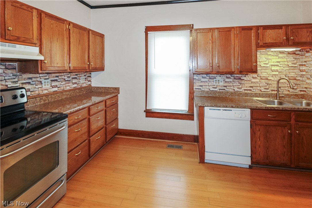 1515 E 3rd Street Port Clinton OH 43452