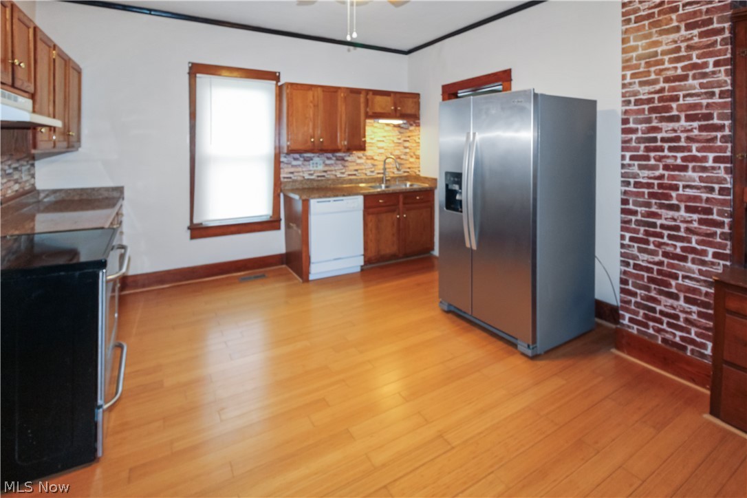 1515 E 3rd Street Port Clinton OH 43452