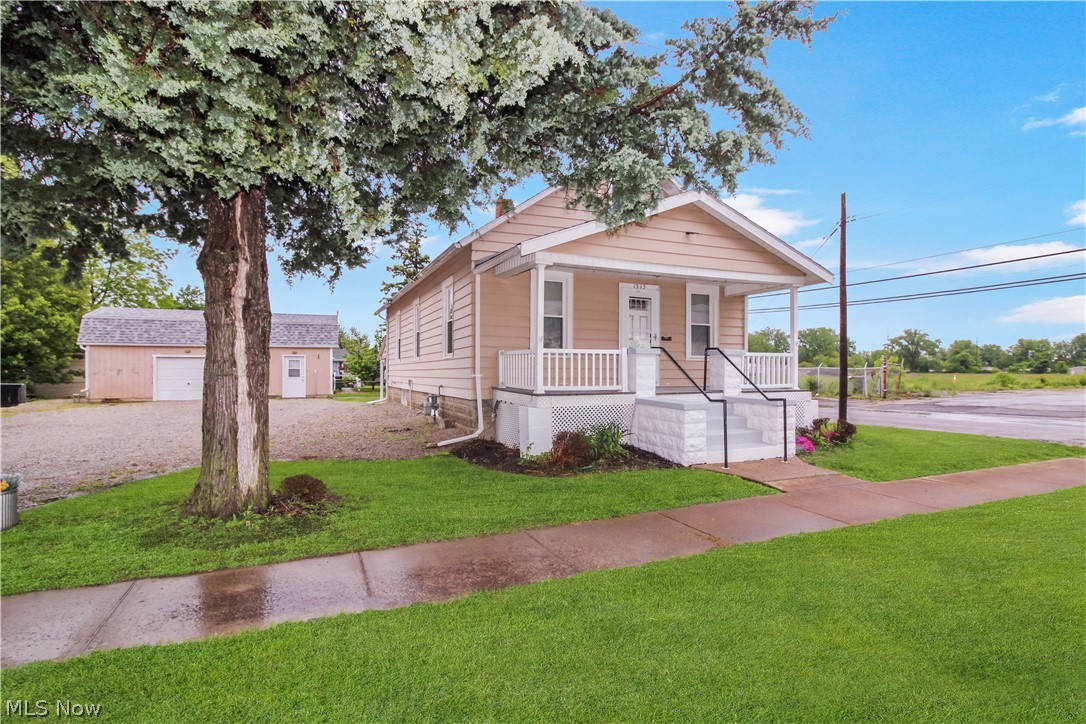 1515 E 3rd Street Port Clinton OH 43452