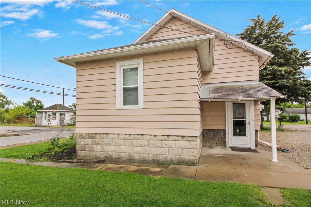1515 E 3rd Street Port Clinton OH 43452
