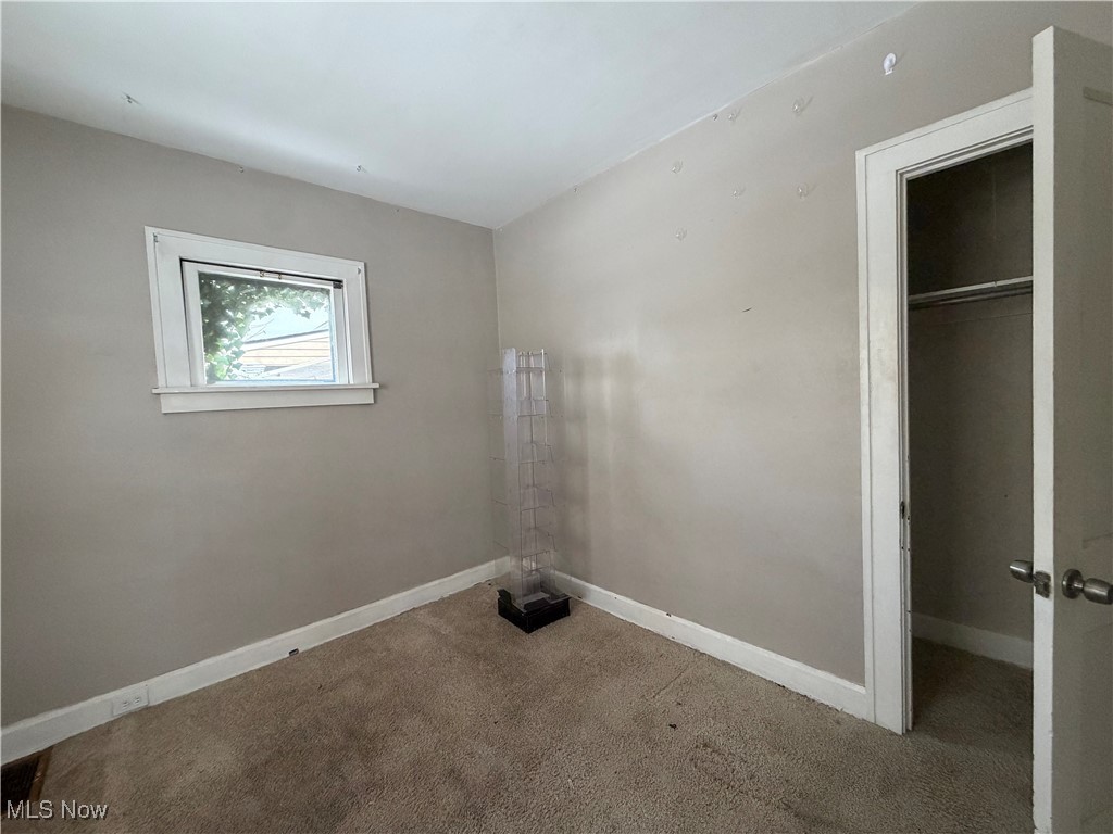 4723 E 94th Street Garfield Heights OH 44125