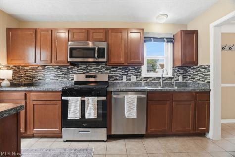350 E 210th Street Euclid OH 44123