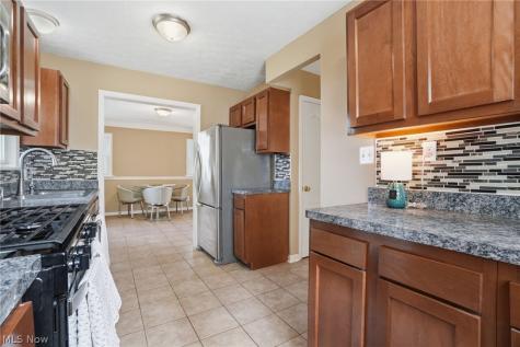 350 E 210th Street Euclid OH 44123