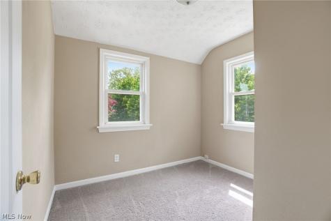 350 E 210th Street Euclid OH 44123