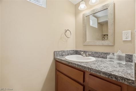 350 E 210th Street Euclid OH 44123