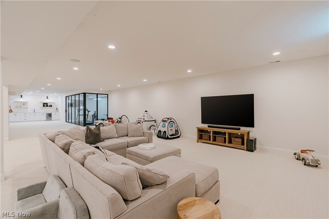 31949 Pinetree Road Pepper Pike OH 44124