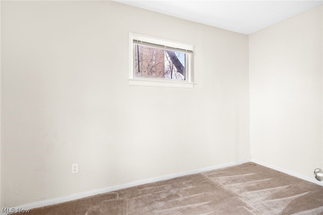 9610 Edmunds Avenue Cleveland OH 44106