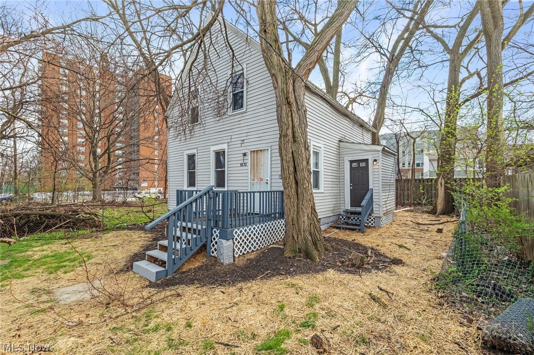 9610 Edmunds Avenue Cleveland OH 44106