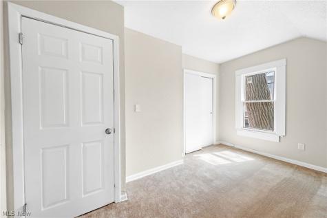 9610 Edmunds Avenue Cleveland OH 44106
