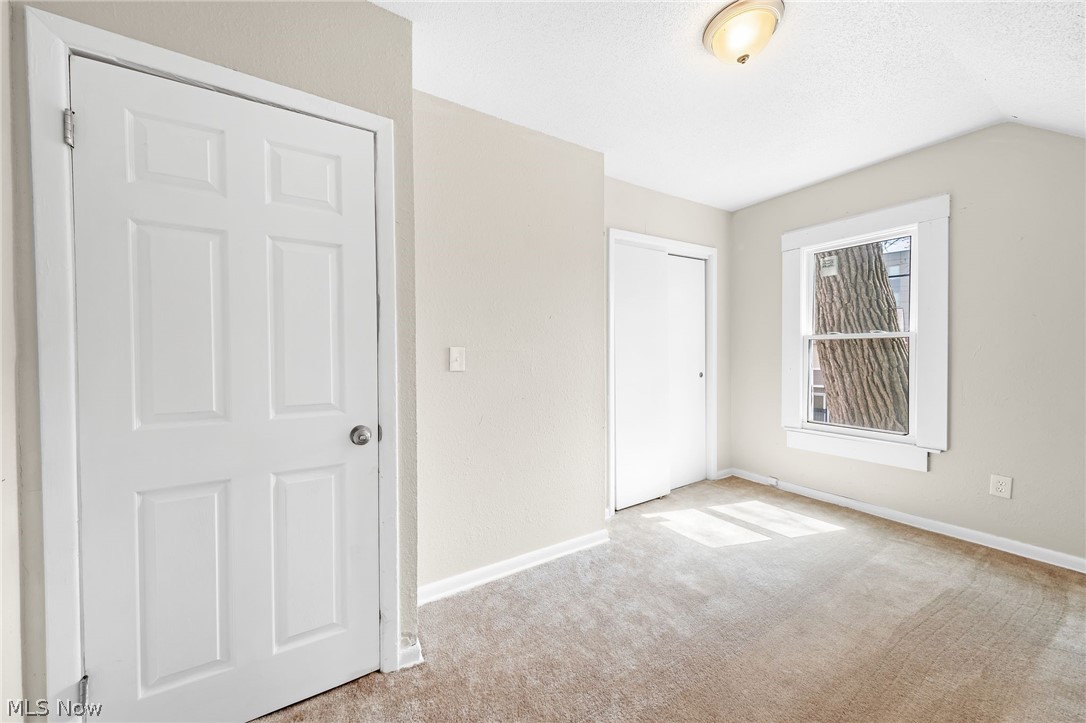 9610 Edmunds Avenue Cleveland OH 44106