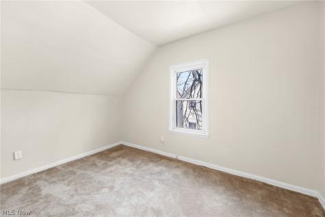 9610 Edmunds Avenue Cleveland OH 44106