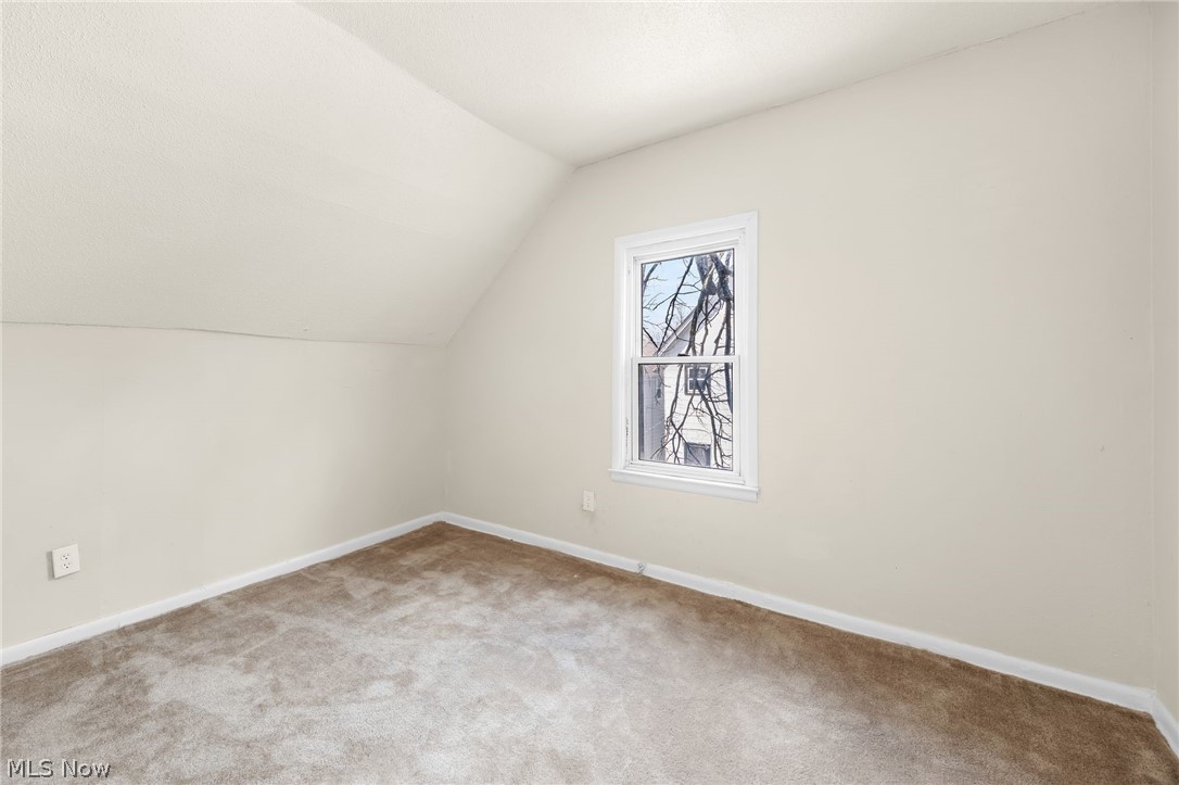 9610 Edmunds Avenue Cleveland OH 44106