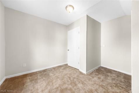 9610 Edmunds Avenue Cleveland OH 44106