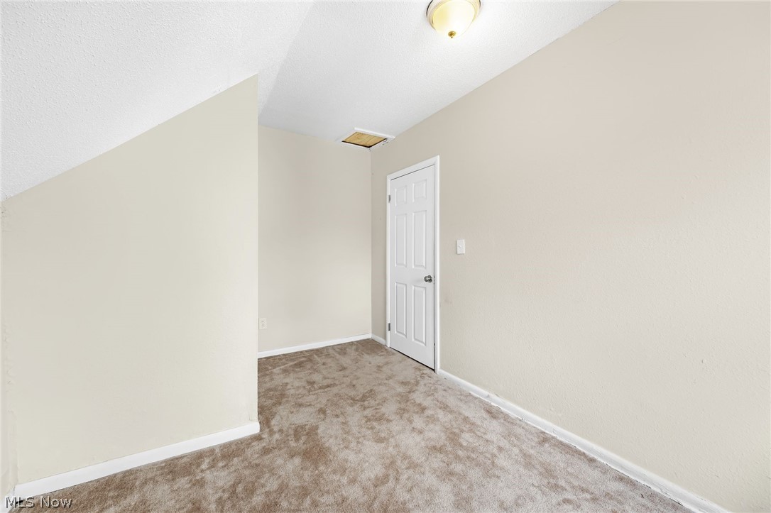 9610 Edmunds Avenue Cleveland OH 44106