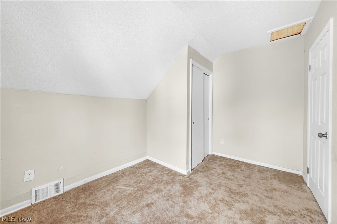 9610 Edmunds Avenue Cleveland OH 44106