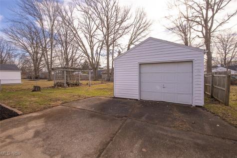455 Metcalf Road Elyria OH 44035