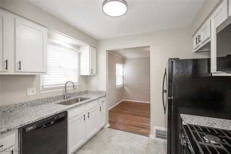 455 Metcalf Road Elyria OH 44035