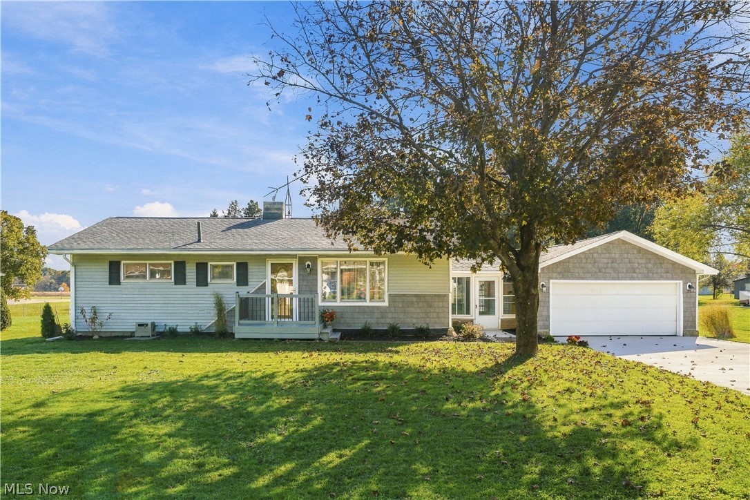 3210 Nidover Drive Akron OH 44312