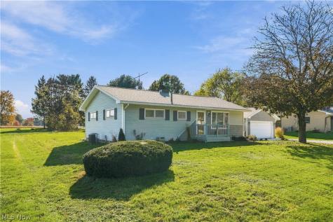 3210 Nidover Drive Akron OH 44312