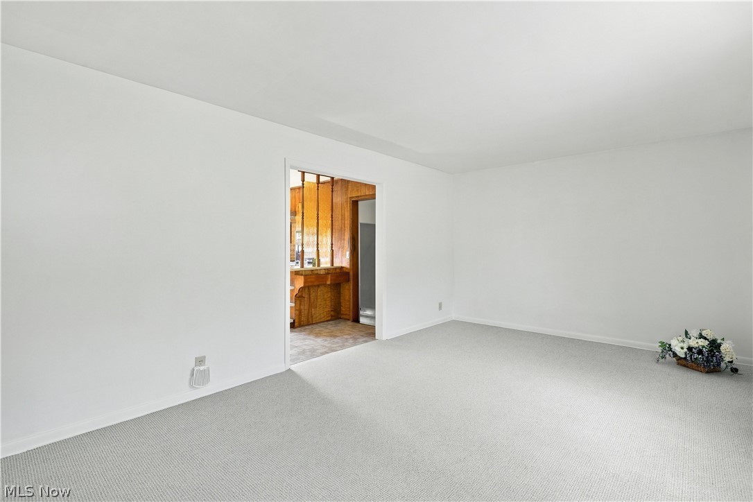 3210 Nidover Drive Akron OH 44312