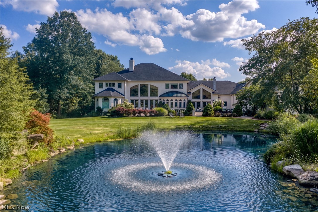 25 Brandon Court Moreland Hills OH 44022