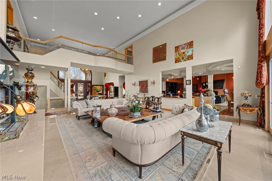 25 Brandon Court Moreland Hills OH 44022