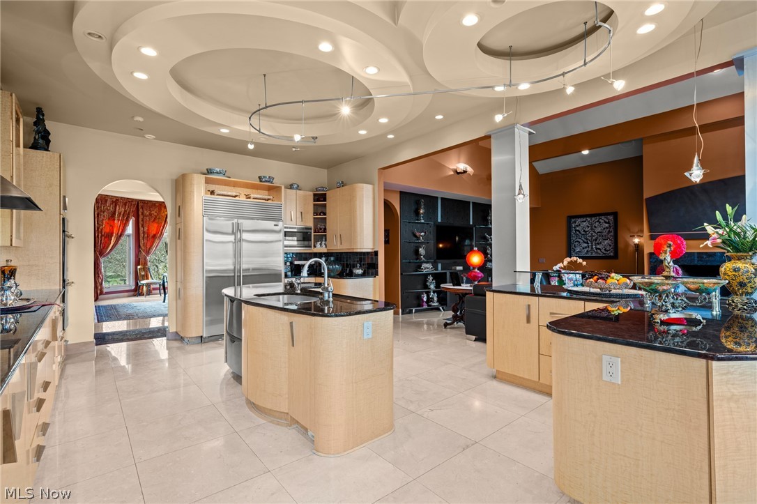 25 Brandon Court Moreland Hills OH 44022